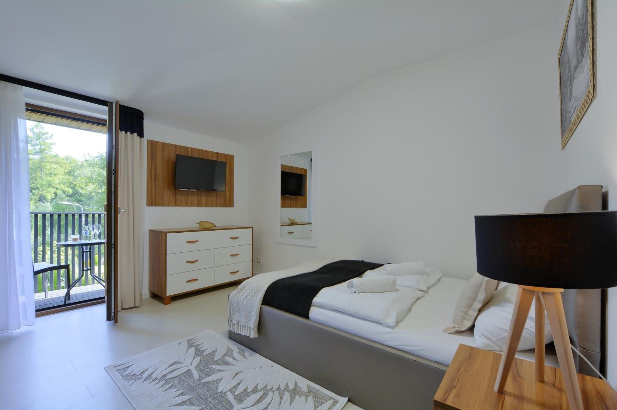 Apartament Plomnica *
